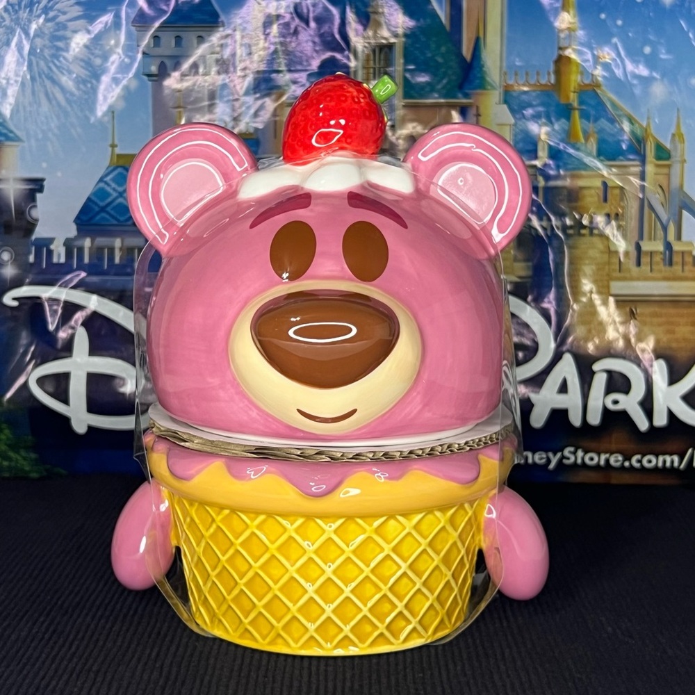 Disney Munchlings Ceramic Container Lotso Strawberry Sundae NWT